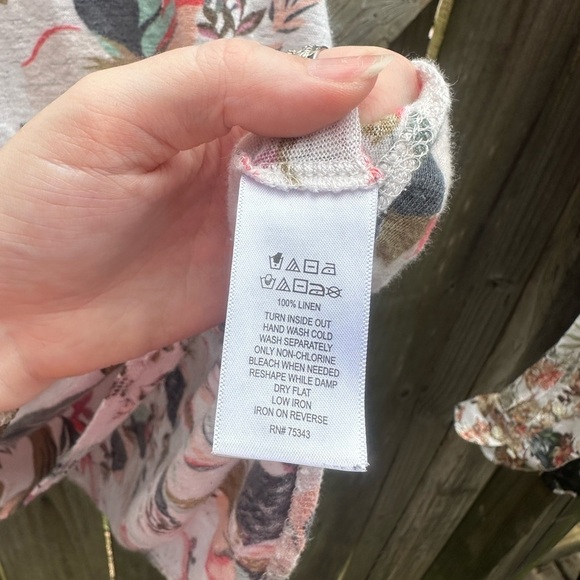 Rachel Zoe 100% Linen Plus Size Floral Casual Loose Fit Short Sleeve Tee - Picture 5 of 6